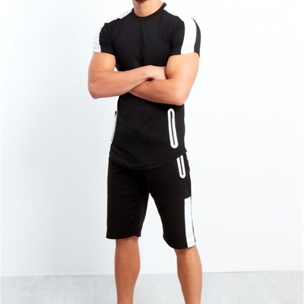 tracksuits fashion movement 2021 summer men's personalized chest splicing leisure short sleeve sports suit, Gray
tracksuits fashion movement 2021 summer men's personalized chest splicing leisure short sleeve sports suit, Gray