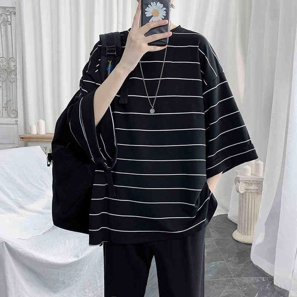 men's t-shirts summer striped t shirt fashion casual loose short-sleeved t-shirt men streetwear wild hip-hop tshirt mens m-2x, White;black
men's t-shirts summer striped t shirt fashion casual loose short-sleeved t-shirt men streetwear wild hip-hop tshirt mens m-2x, White;black