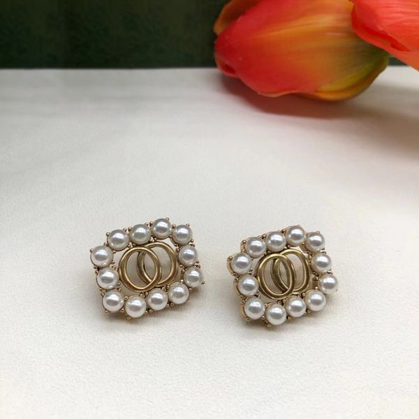 2022 brand original jewelry designer stud earrings new pearl square women's personalized high-end earrings, Golden;silver
2022 brand original jewelry designer stud earrings new pearl square women's personalized high-end earrings, Golden;silver
