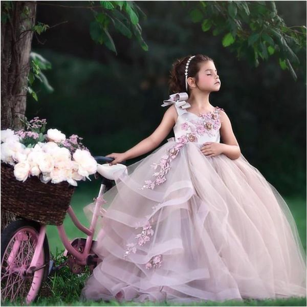 v-neck applique girls pageant kids formal wear baby children party dress birthday christmas beaded tulle custom flower dre girl's dress, Red;yellow
v-neck applique girls pageant kids formal wear baby children party dress birthday christmas beaded tulle custom flower dre girl's dress, Red;yellow