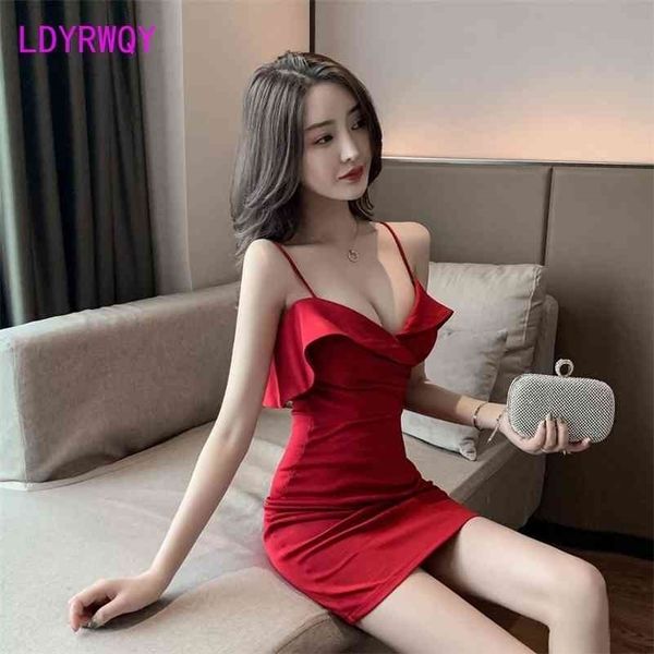 ldyrwqy condole belt of summer style slim temperament low bust wraps buttock dress office lady 210416, Black;gray
ldyrwqy condole belt of summer style slim temperament low bust wraps buttock dress office lady 210416, Black;gray