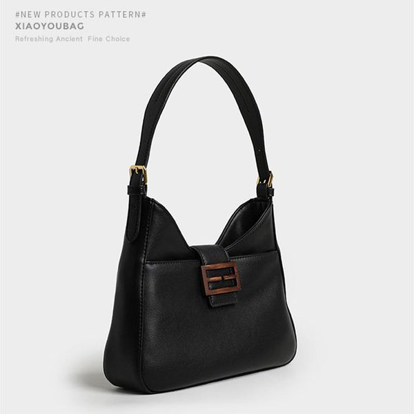 evening bags women underarm bag japanese style retro metal button crescent fashion large capacity female's single shoulder messenger
evening bags women underarm bag japanese style retro metal button crescent fashion large capacity female's single shoulder messenger