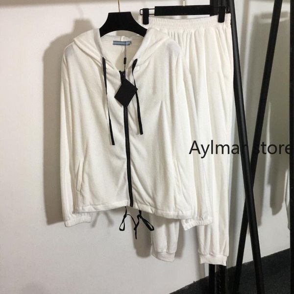 women's two piece pants 2021 autumn winter jacquard long sleeve hooded sweater + elastic waist wide leg plush suit, White
women's two piece pants 2021 autumn winter jacquard long sleeve hooded sweater + elastic waist wide leg plush suit, White