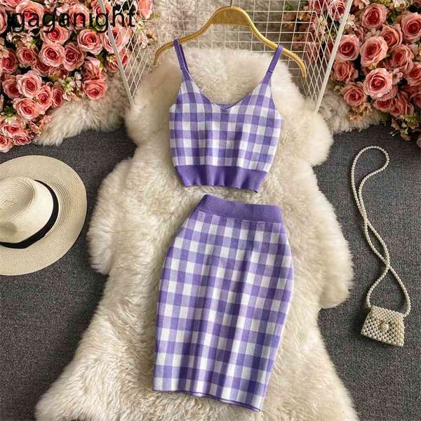 women two pieces set skirts summer plaid crop knitted camisole high waist midi pencil suit 2pcs 210601, White
women two pieces set skirts summer plaid crop knitted camisole high waist midi pencil suit 2pcs 210601, White
