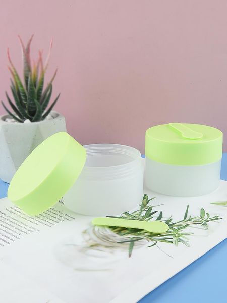 storage bottles & jars 100g plastic cosmetic cream containers green lid beauty mask case with spoon face lotion box jar
storage bottles & jars 100g plastic cosmetic cream containers green lid beauty mask case with spoon face lotion box jar