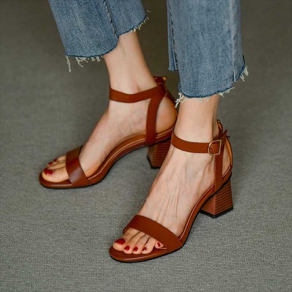 dress shoes metal buckle ankle strap scandals women high heels pumps square round toe lady pump, Black
dress shoes metal buckle ankle strap scandals women high heels pumps square round toe lady pump, Black