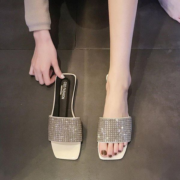 flat-heeled slippers for women's summer wear 2021 korean version versatile water diamond flops beach, Black
flat-heeled slippers for women's summer wear 2021 korean version versatile water diamond flops beach, Black