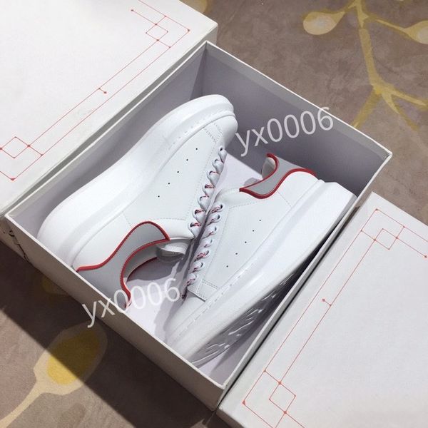 2022 designer men's and women's shoes high-quality ankle boots thick-soled old shoess winter canvas classic hiking work bootss hl2, Red;white
2022 designer men's and women's shoes high-quality ankle boots thick-soled old shoess winter canvas classic hiking work bootss hl2, Red;white