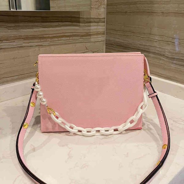 designer bags chain pearl shoulder letter printing floral metal brand fashion handbags women purse single phone bag cross body
designer bags chain pearl shoulder letter printing floral metal brand fashion handbags women purse single phone bag cross body
