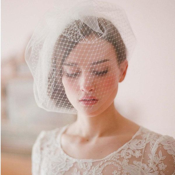 bridal veils white red black face veil with clip vail net birdcage charming fascinators for weddings hats velo novia
bridal veils white red black face veil with clip vail net birdcage charming fascinators for weddings hats velo novia