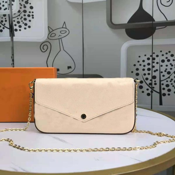wholesale luxury brand small shoulder bag l designer focus on high-end shoulder bag comes with card holder storage coin purse, Red;black
wholesale luxury brand small shoulder bag l designer focus on high-end shoulder bag comes with card holder storage coin purse, Red;black