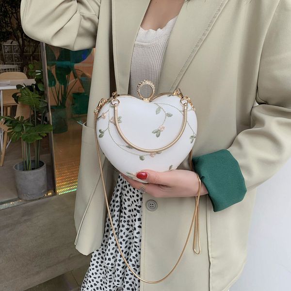 evening bags women 2019 style foreign style fashion lace dinner love heart mini ins fashion chain messenger bag
evening bags women 2019 style foreign style fashion lace dinner love heart mini ins fashion chain messenger bag