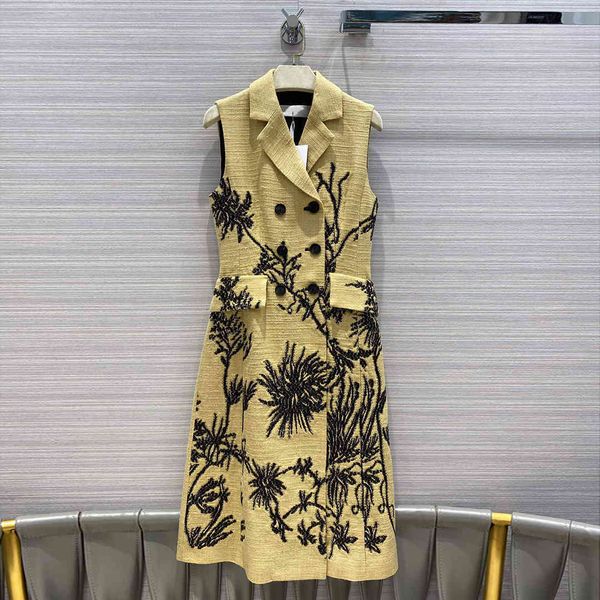 women's wool & blends leather novelty silk wool blends sleeveless vest trench coat women autumn double breasted embroidery black flower
women's wool & blends leather novelty silk wool blends sleeveless vest trench coat women autumn double breasted embroidery black flower