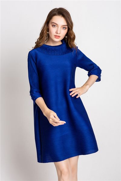dress fashion fold in pure color the turndown collar flare sleeve beading stock, Black;gray
dress fashion fold in pure color the turndown collar flare sleeve beading stock, Black;gray
