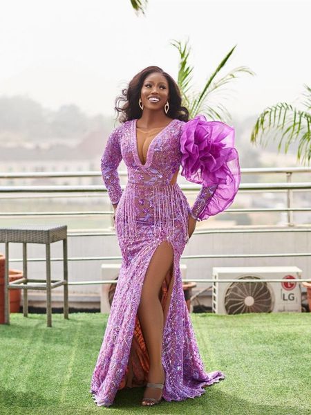 party dresses plus size evening mermaid long sleeves organza v neck side slit tassels beaded lace prom dress aso ebi gowns, White;black
party dresses plus size evening mermaid long sleeves organza v neck side slit tassels beaded lace prom dress aso ebi gowns, White;black