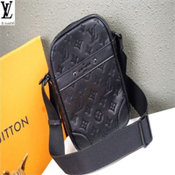 brand designer luxury uamb m43681 embossed crossbody phone bag handbags iconic bags handles shoulder bags totes cross body bag clutches, Red;black
brand designer luxury uamb m43681 embossed crossbody phone bag handbags iconic bags handles shoulder bags totes cross body bag clutches, Red;black