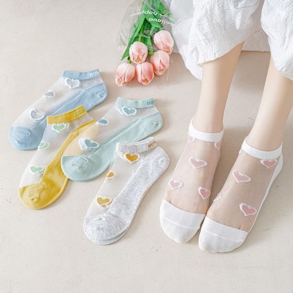 2021 spring and summer love female korean version ins net red light socks glass card silk stockings, Black;white
2021 spring and summer love female korean version ins net red light socks glass card silk stockings, Black;white