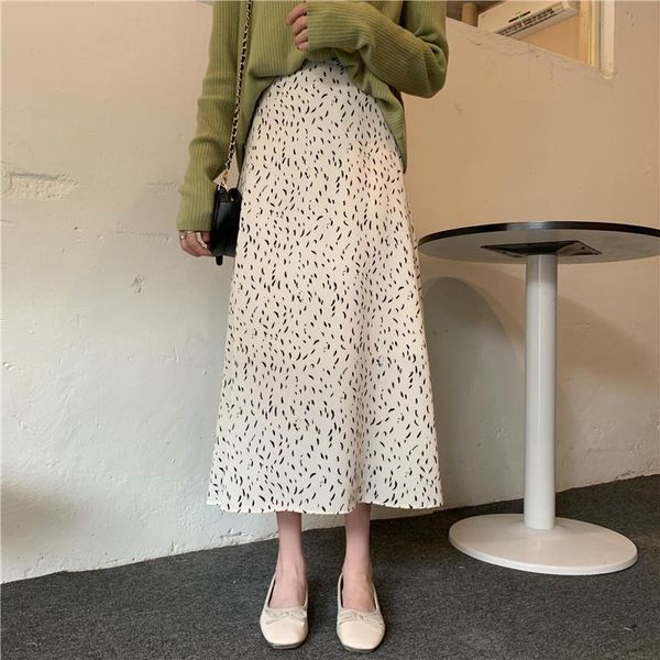 hzirip 2021 summer women loose wild chic design floral chiffon gentle elegant fashion a-line long skirt skirts, Black
hzirip 2021 summer women loose wild chic design floral chiffon gentle elegant fashion a-line long skirt skirts, Black