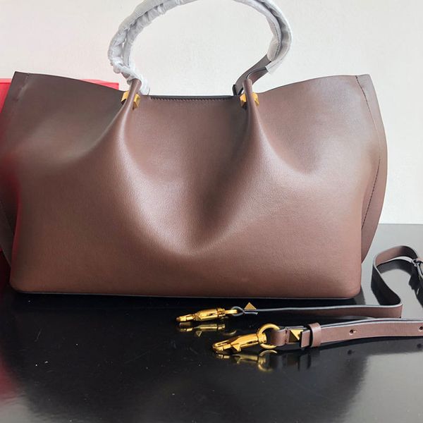 quality women composite calfskin large shopping bag ladies retro casual tote handbag with v
quality women composite calfskin large shopping bag ladies retro casual tote handbag with v