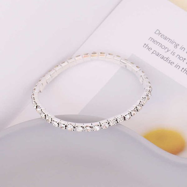 full rhinestone inlaid bracelet mutilayers high stretchy sparking bracelet personality fashion jewelry gift for women fs99 q0719, Black
full rhinestone inlaid bracelet mutilayers high stretchy sparking bracelet personality fashion jewelry gift for women fs99 q0719, Black