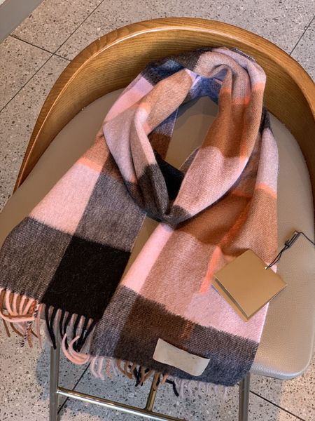 autumn and winter new men'swomen's scarves warm fashion trend students travel with wool cashmere scarf shawls, Blue;gray
autumn and winter new men'swomen's scarves warm fashion trend students travel with wool cashmere scarf shawls, Blue;gray