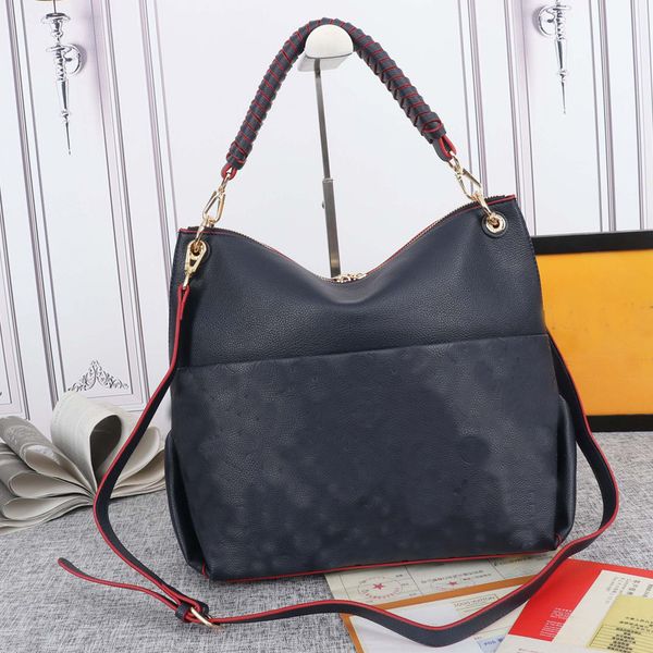 crossbody handbag women shoulder tote bag full leather embossed woven wrist shopping bags metal zipper head
crossbody handbag women shoulder tote bag full leather embossed woven wrist shopping bags metal zipper head