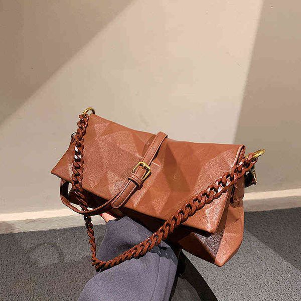 evening bags women's msenger autumn and winter 2021 fashion triangle three-dimensional rhombic lattice bag women's texture 
evening bags women's msenger autumn and winter 2021 fashion triangle three-dimensional rhombic lattice bag women's texture