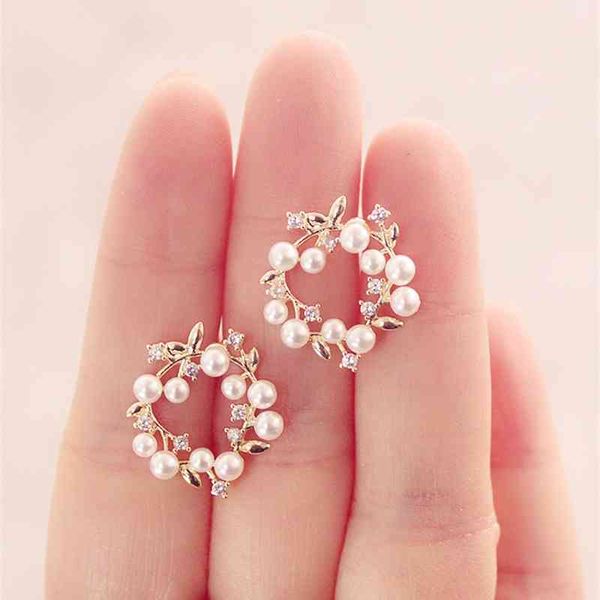 new fashion net red temperament simple small pearl earrings 925 pure silver needle korean earrings, Black
new fashion net red temperament simple small pearl earrings 925 pure silver needle korean earrings, Black