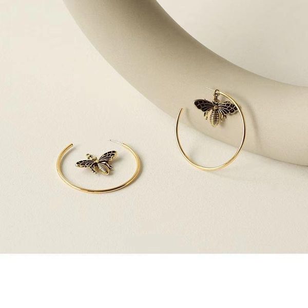 hoop & huggie z.sin bees, vintage earrings, alloy, european and american fashion, Golden;silver
hoop & huggie z.sin bees, vintage earrings, alloy, european and american fashion, Golden;silver