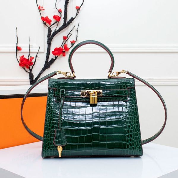 lady handbag large capacity package shopping bag fashion alligator genuine leather lock hasp women tote bag ccf
lady handbag large capacity package shopping bag fashion alligator genuine leather lock hasp women tote bag ccf