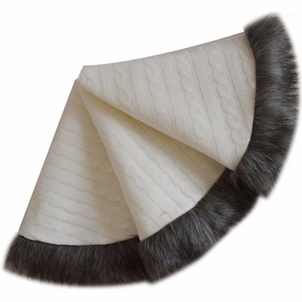 christmas decorations extra large cable knit gifts tree skirt/christmas decoration/ knitting with faux fur border skirt1
christmas decorations extra large cable knit gifts tree skirt/christmas decoration/ knitting with faux fur border skirt1