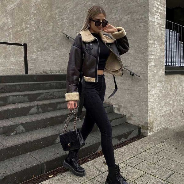 women's jackets woman fashion brown loose pu motorcycle jacket 2021 winter female warm fleece ladies vintage oversized leather outwear, Black;brown
women's jackets woman fashion brown loose pu motorcycle jacket 2021 winter female warm fleece ladies vintage oversized leather outwear, Black;brown