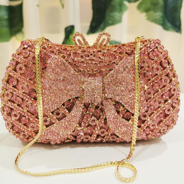 women crystal dinner bag lady's floral gemstone evening female rhinestone one shoulder banquet clutches purses bags
women crystal dinner bag lady's floral gemstone evening female rhinestone one shoulder banquet clutches purses bags