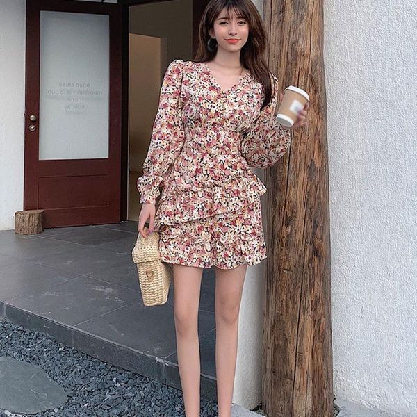 casual dresses sweet floral printed v neck women long puff sleeve high waist dress female cute ruffle vestido femme kobieta sukienka, Black;gray
casual dresses sweet floral printed v neck women long puff sleeve high waist dress female cute ruffle vestido femme kobieta sukienka, Black;gray