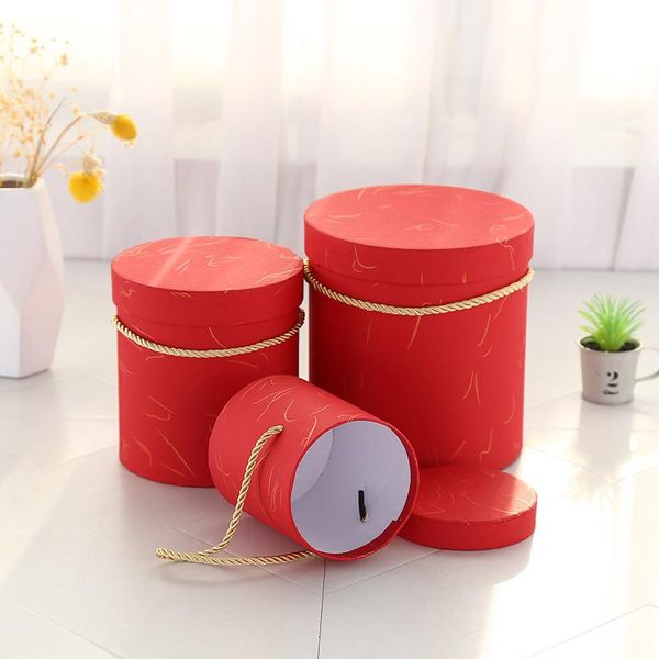 red round flower boxes floral packaging gift candy chocolate storage box paper bag bouquet with lid for wedding party decor wrap 
red round flower boxes floral packaging gift candy chocolate storage box paper bag bouquet with lid for wedding party decor wrap