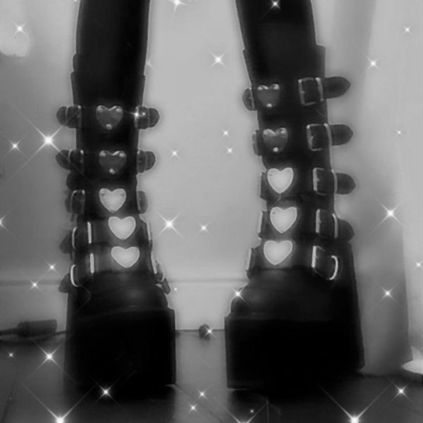 dress shoes botas femininas da motocicleta para as mulheres outono fivela de metal cinta plataforma cunhas gótico moda med bezerro botas sap, Black
dress shoes botas femininas da motocicleta para as mulheres outono fivela de metal cinta plataforma cunhas gótico moda med bezerro botas sap, Black