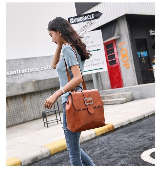 outdoor bags 2021 oil wax leather pu ladies backpack multifunctional stylish travel
outdoor bags 2021 oil wax leather pu ladies backpack multifunctional stylish travel