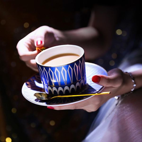 cups & saucers delicate porcelain coffee cup creative household nordic retro art plates sets gift xicara de cha porcelana tea kc50bd
cups & saucers delicate porcelain coffee cup creative household nordic retro art plates sets gift xicara de cha porcelana tea kc50bd