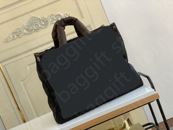 onthego econyl space cotton mm gm architettura tote ecodesign mimics stone shoulder bags italian artist piero colorful cameos roman bag 41cm
onthego econyl space cotton mm gm architettura tote ecodesign mimics stone shoulder bags italian artist piero colorful cameos roman bag 41cm