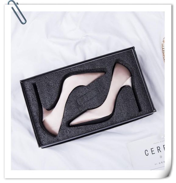 dress shoes high heels 2021 small fresh black thin heel pointy girl ol professional silk satin single shoe
dress shoes high heels 2021 small fresh black thin heel pointy girl ol professional silk satin single shoe