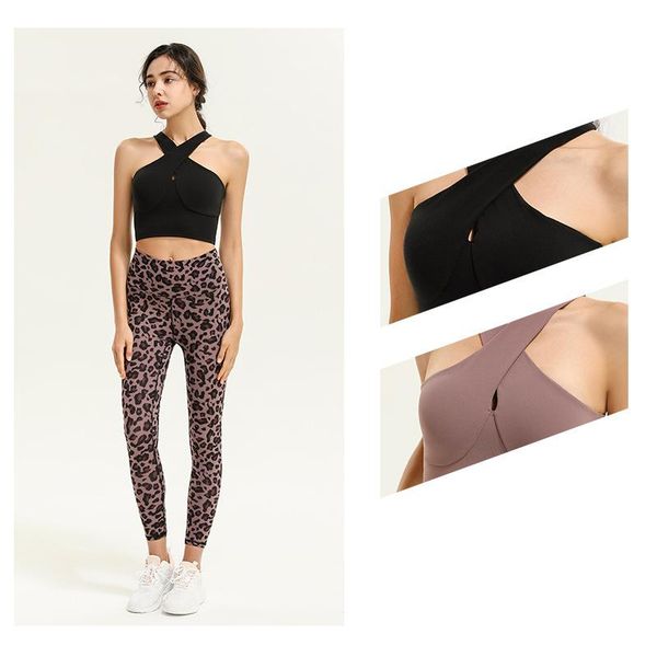 yoga outfit high impact sports bras women push up cross straps black gym fitness beauty back bra breathable woman padded sportswear
yoga outfit high impact sports bras women push up cross straps black gym fitness beauty back bra breathable woman padded sportswear