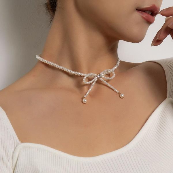 chokers trending elegant rhinestone bowknot pearls choker necklace for women fairy beaded clavicle colar chocker jewelry gift, Golden;silver
chokers trending elegant rhinestone bowknot pearls choker necklace for women fairy beaded clavicle colar chocker jewelry gift, Golden;silver