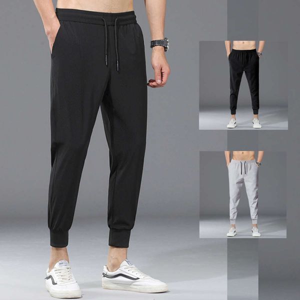 shorts casual pants men's ice thin summer 90% loose sports korean trend elastic, White;black
shorts casual pants men's ice thin summer 90% loose sports korean trend elastic, White;black