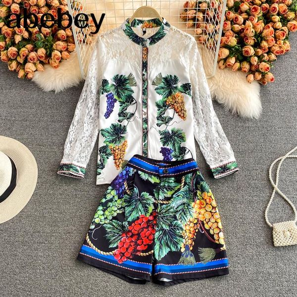 women's tracksuits 2021 summer temperament stand collar long sleeve lace patchwork print shirt + high waist casual wide leg shorts 2-pi, Gray
women's tracksuits 2021 summer temperament stand collar long sleeve lace patchwork print shirt + high waist casual wide leg shorts 2-pi, Gray