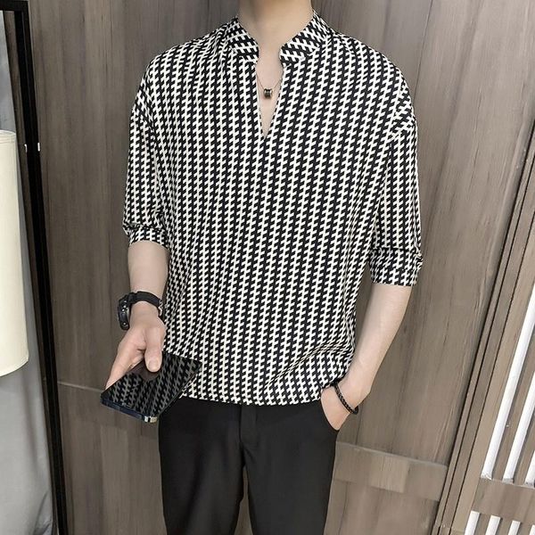 men's casual shirts street high 2022 fashion print shirt men stand collar pullover summer thin section half sleeve designer, White;black
men's casual shirts street high 2022 fashion print shirt men stand collar pullover summer thin section half sleeve designer, White;black
