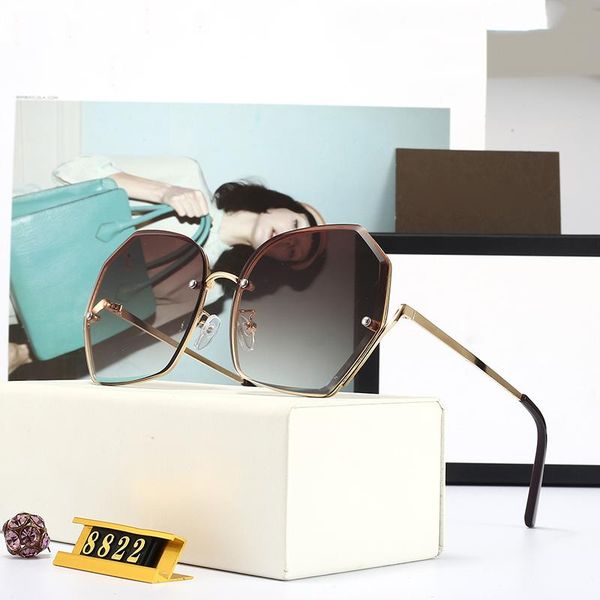 sunglasses + design women vintage big frame sun glasses clear lens female oculos street shooting shopping mirror, White;black
sunglasses + design women vintage big frame sun glasses clear lens female oculos street shooting shopping mirror, White;black