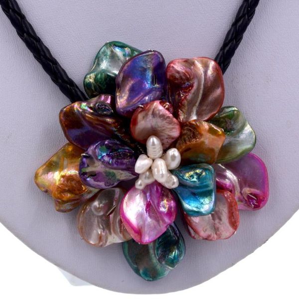chokers noble female jewelry mix color baroque shell flower pendant necklace with white pearl fashion dress accessories, Golden;silver
chokers noble female jewelry mix color baroque shell flower pendant necklace with white pearl fashion dress accessories, Golden;silver