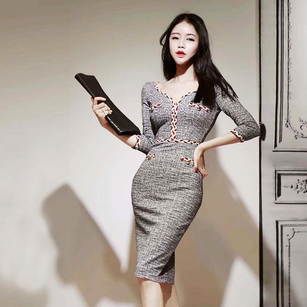 casual dresses fall on the color matching coarse v-neck long-sleeve high-waisted cultivate one's morality dress, Black;gray
casual dresses fall on the color matching coarse v-neck long-sleeve high-waisted cultivate one's morality dress, Black;gray