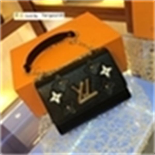 yangzizhi8 women pm n92954 2018 new twist fashion shows shoulder bags totes handbags handles cross body messenger bags, Black;red
yangzizhi8 women pm n92954 2018 new twist fashion shows shoulder bags totes handbags handles cross body messenger bags, Black;red