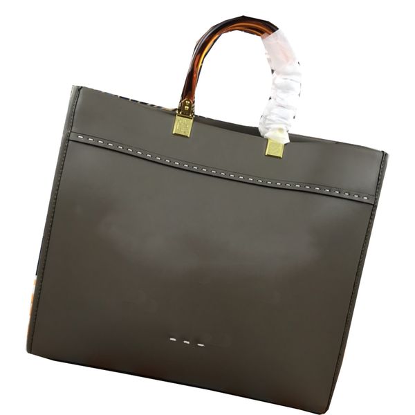 tote shoulder bag luxurys designer purses handbag shoulder bags handle open fashion totes lash package women letter leather practical clutch
tote shoulder bag luxurys designer purses handbag shoulder bags handle open fashion totes lash package women letter leather practical clutch